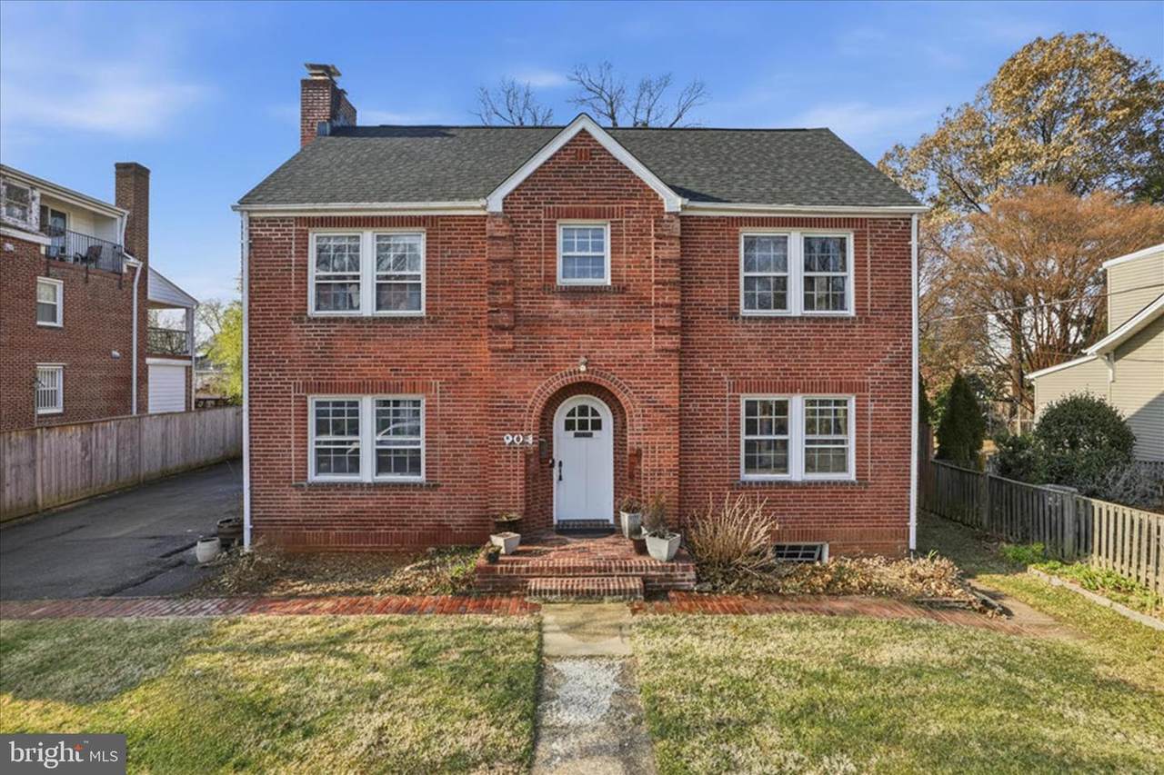 904 Ivy Street - Photo 1