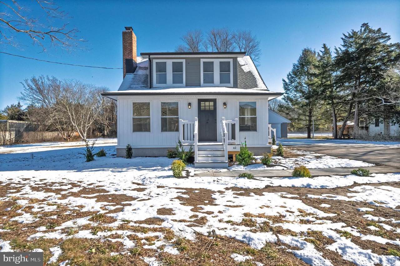 42 Leeds Point Road - Photo 1