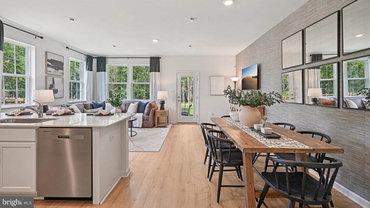 48 Robert Drive - Photo 1