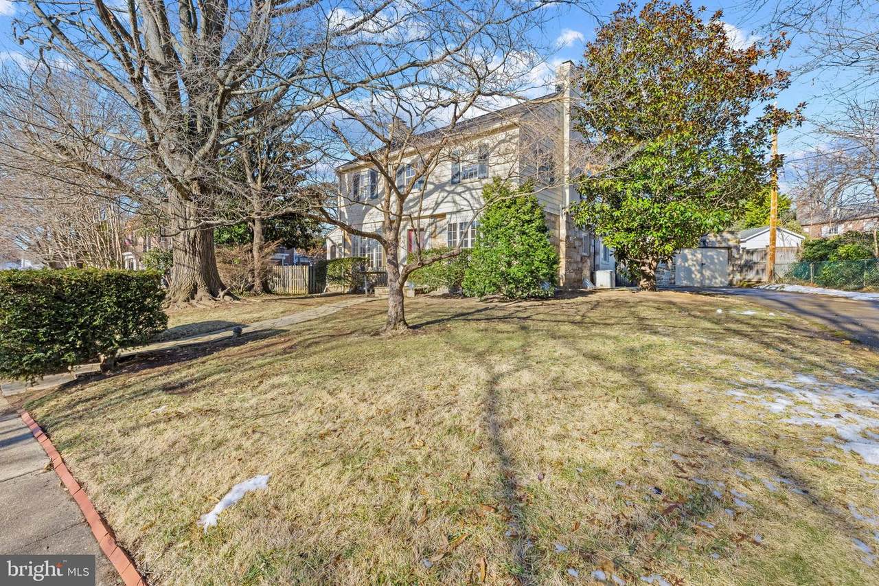104 Gittings Avenue - Photo 1