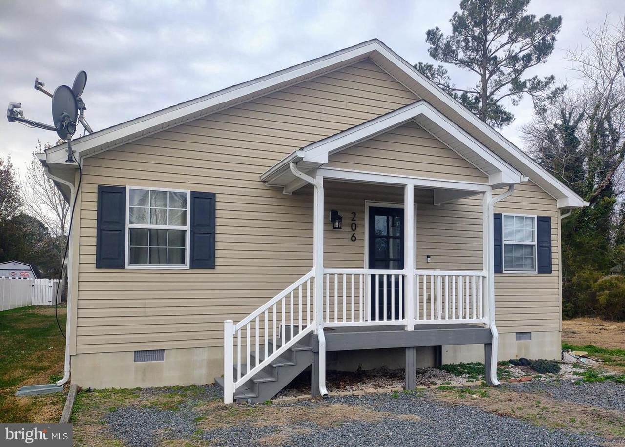 206 Decatur Street - Photo 1