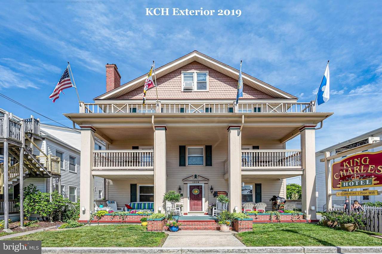 1209 Baltimore Avenue - Photo 1