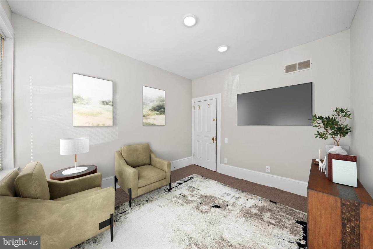 1504 Broom Street - Photo 1