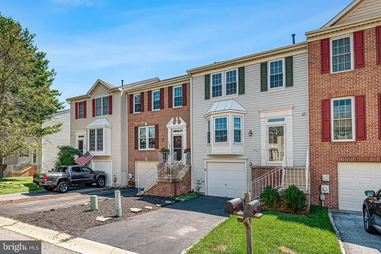 128 Attic Court - Photo 1