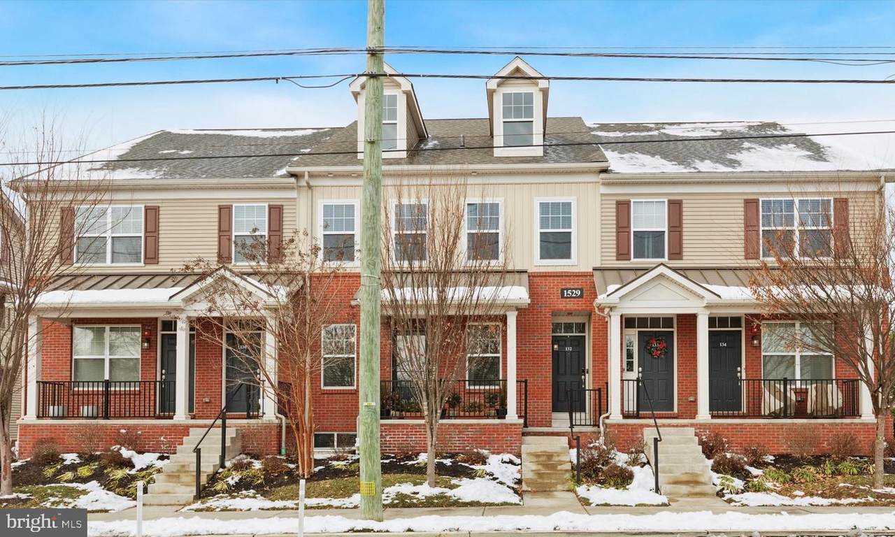 1529 Dekalb Street - Photo 1