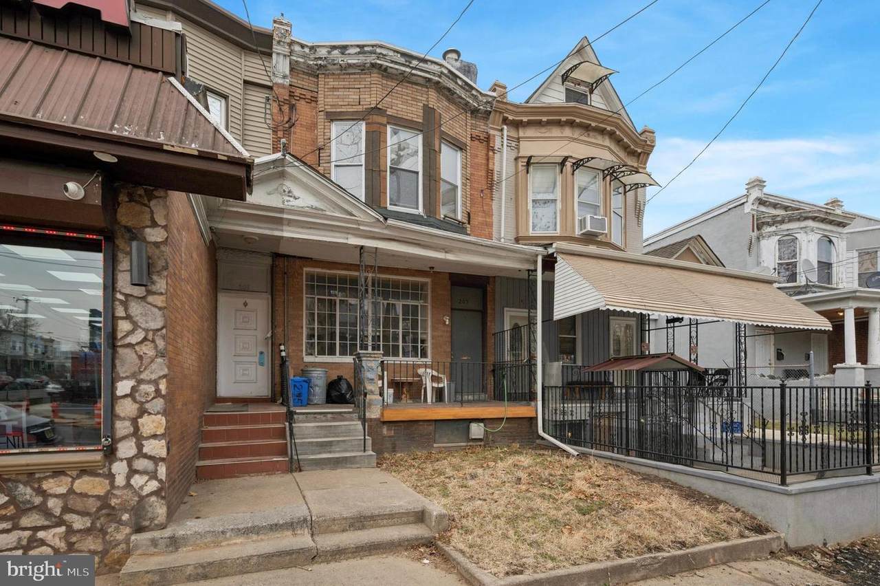 205 Wyoming Avenue - Photo 1