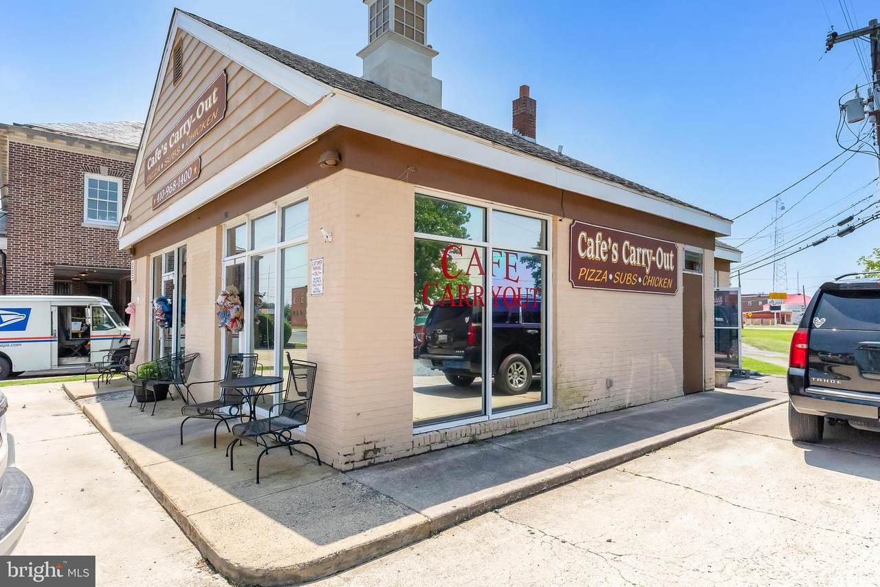 98 4TH Street - Photo 1