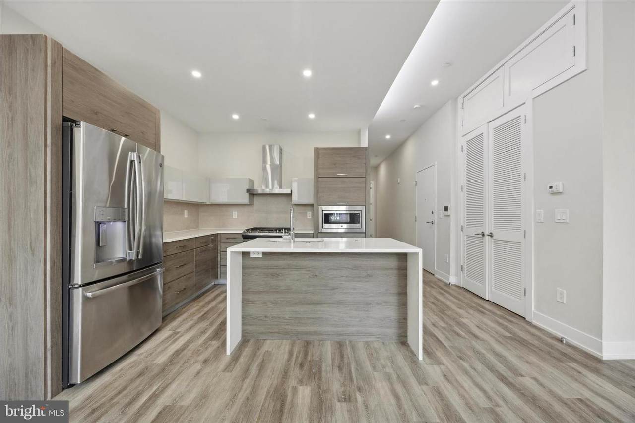 802 Sansom Street - Photo 1