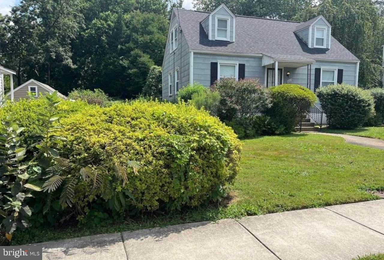 4023 Woodland Drive - Photo 1