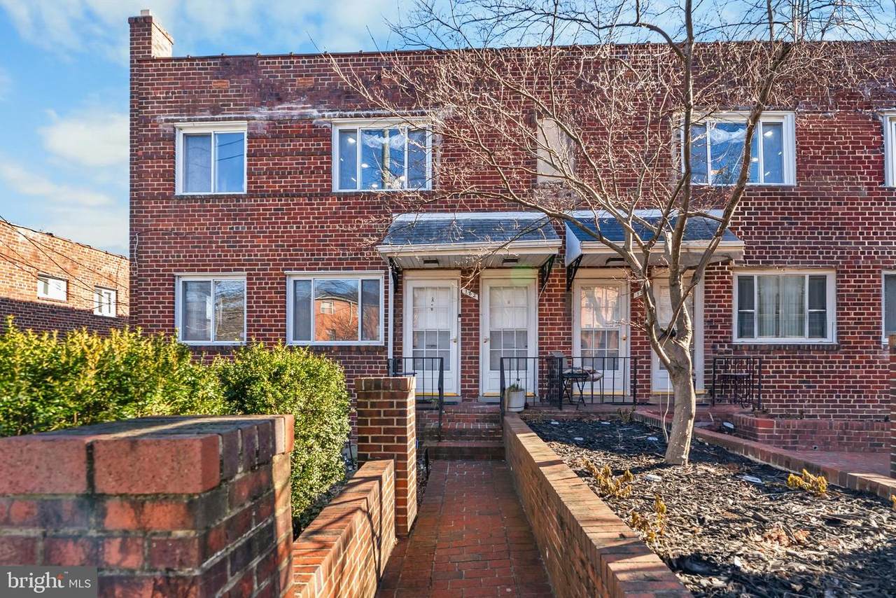 182 Joliet Street - Photo 1