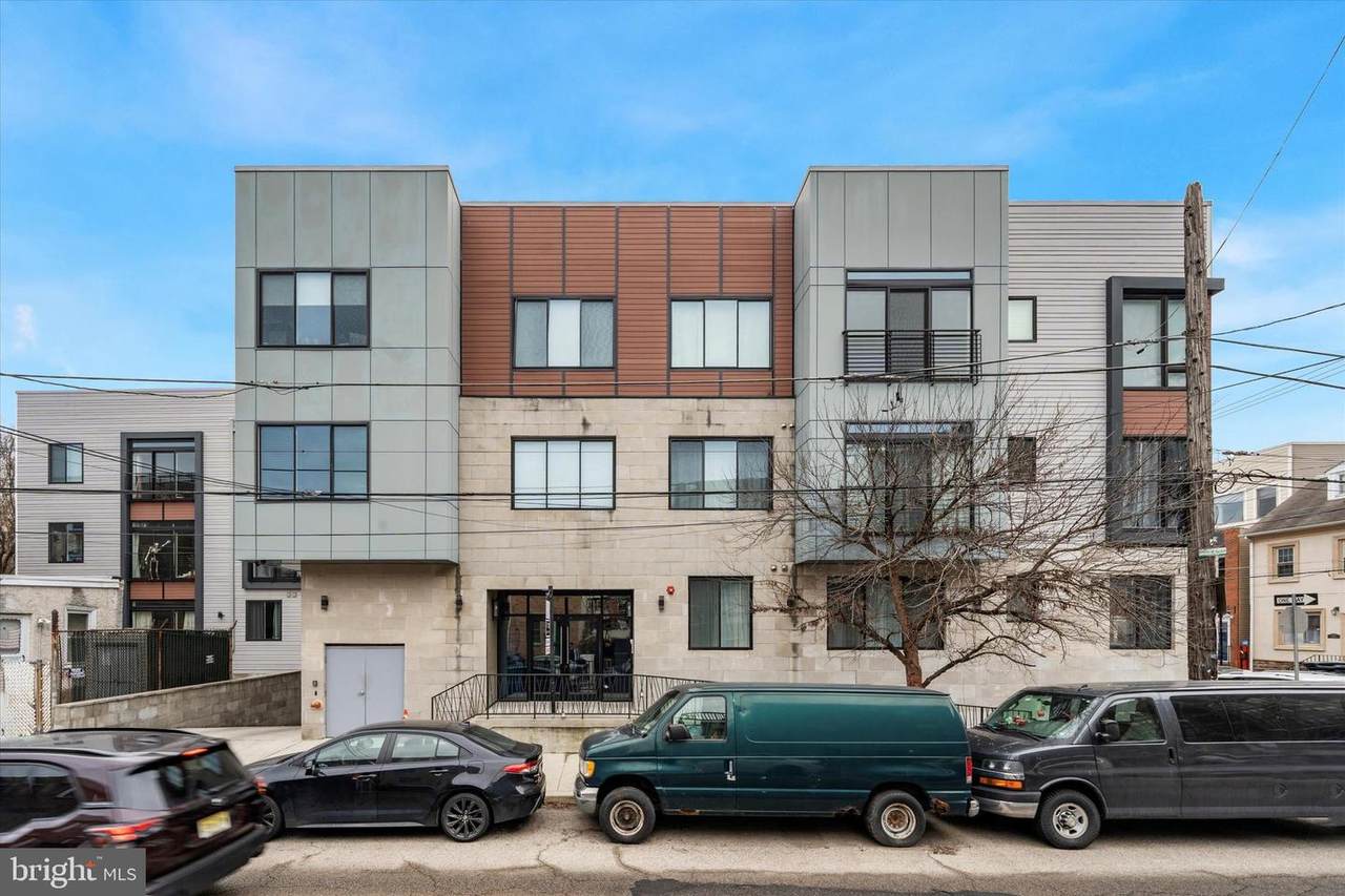 700 Moyer Street - Photo 1