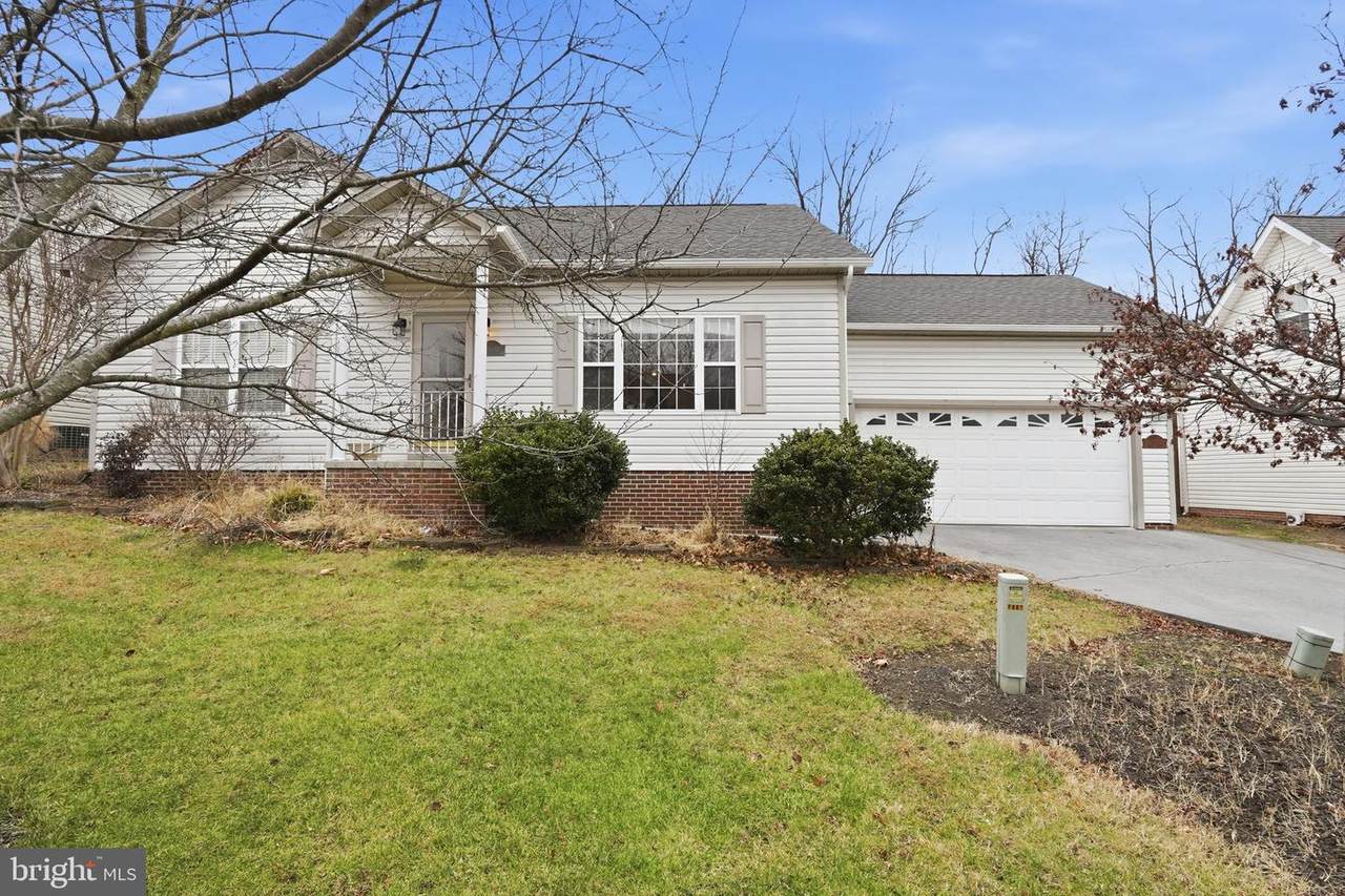 110 Rugby Place - Photo 1