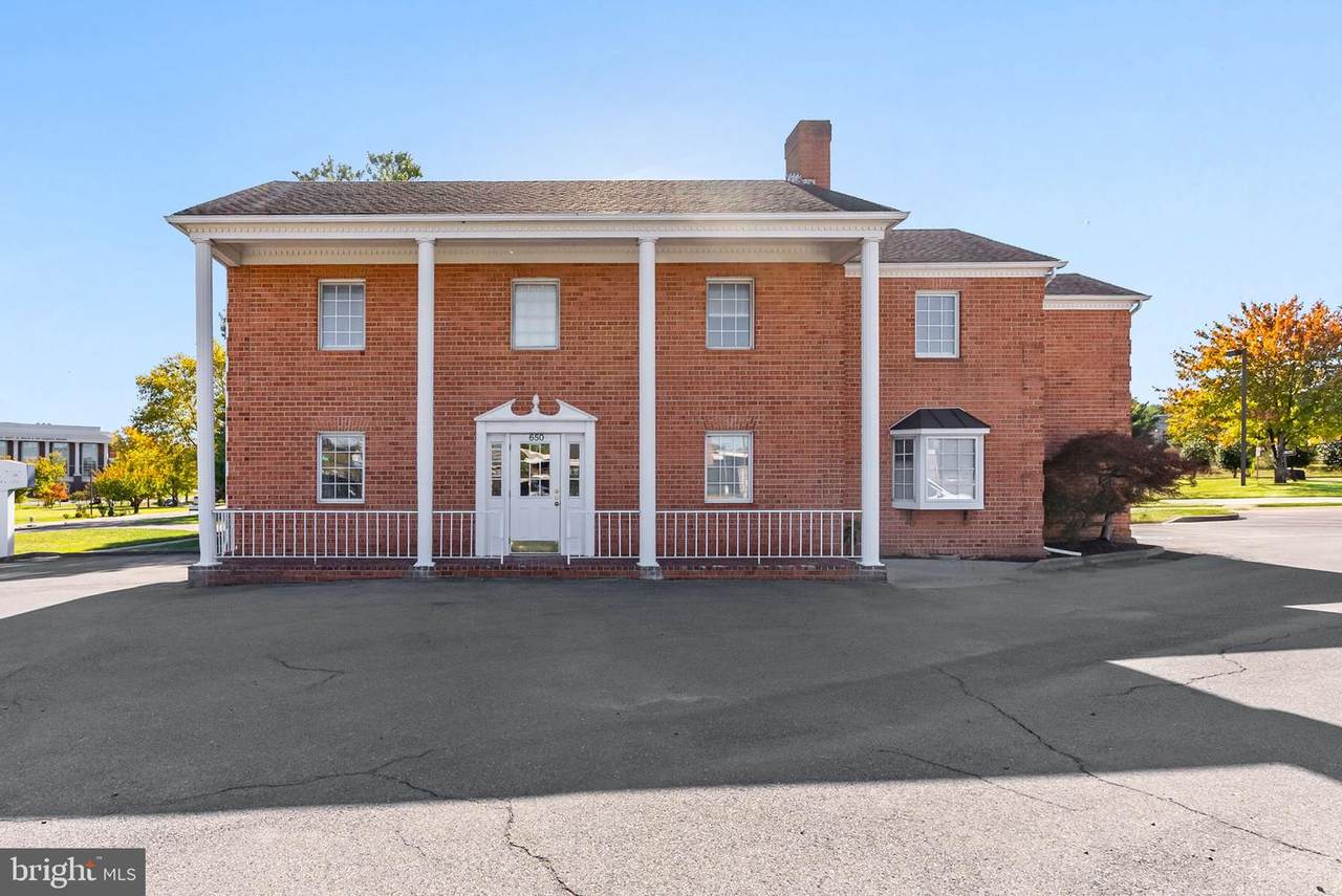 650 Millwood Avenue - Photo 1