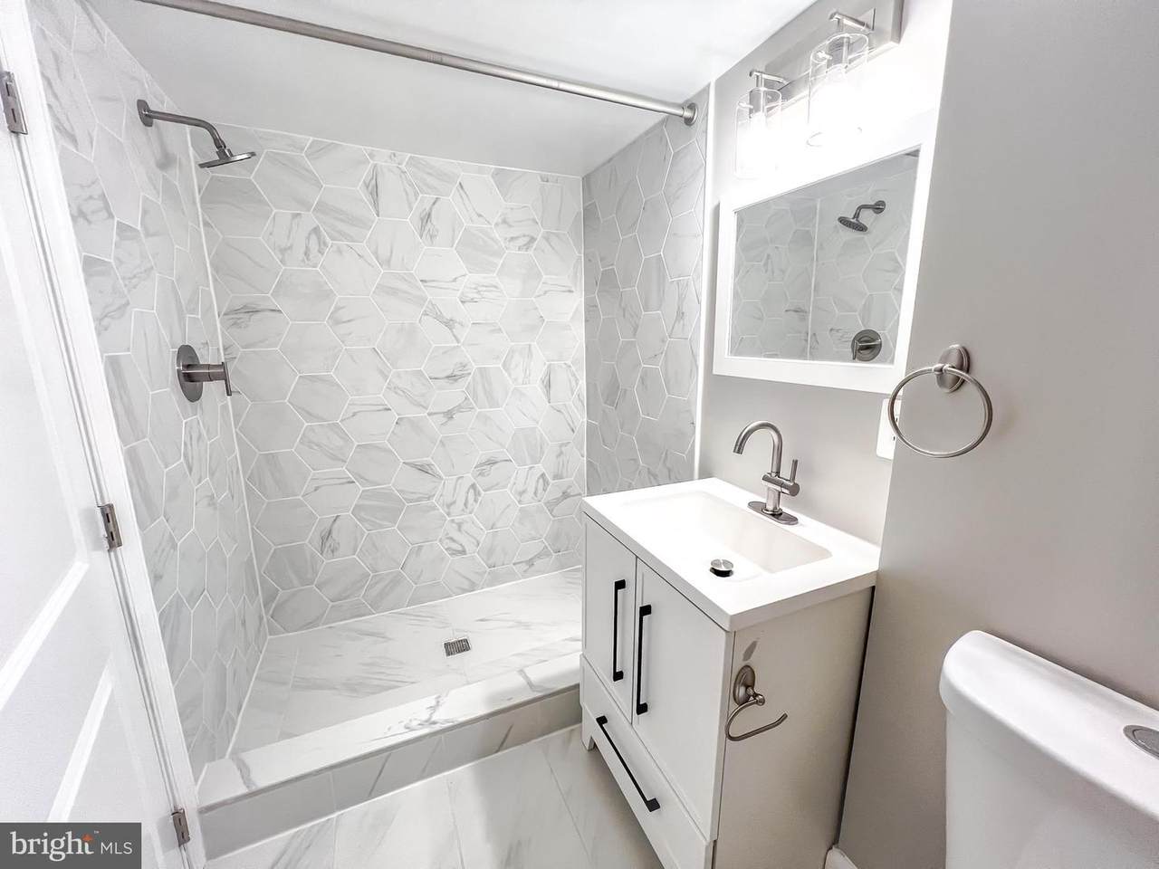 3204 Sequoia Avenue - Photo 1