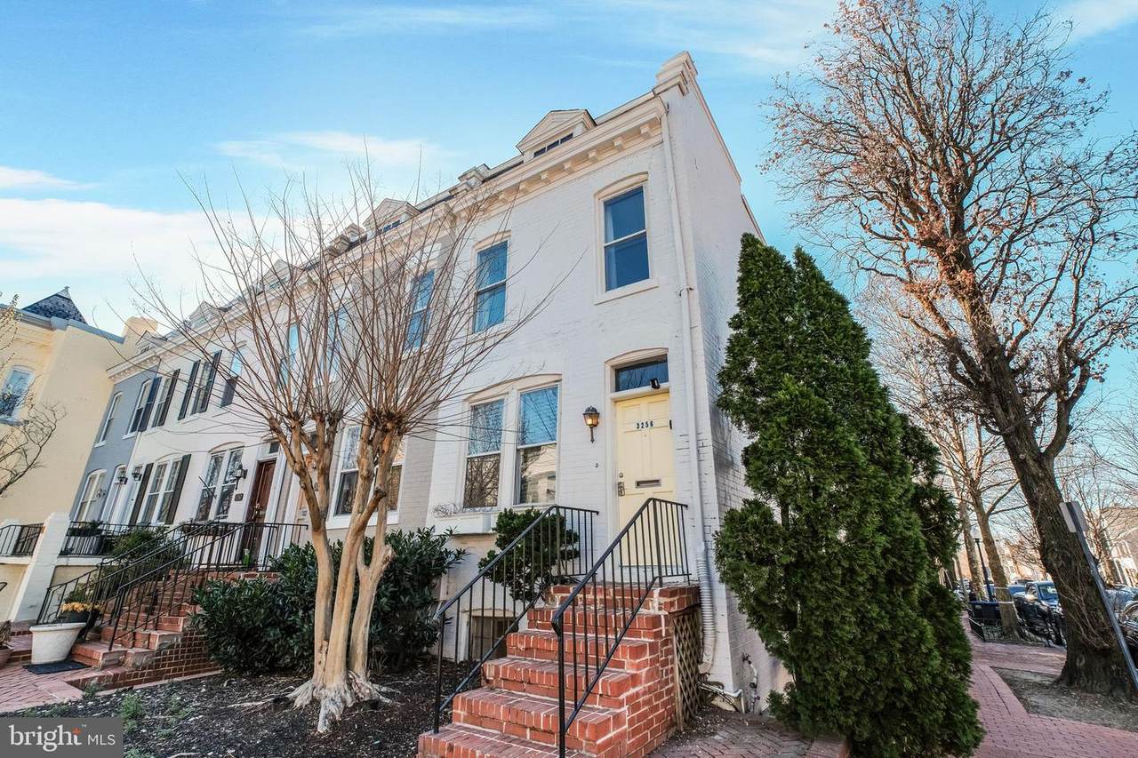 3256 Q Street - Photo 1