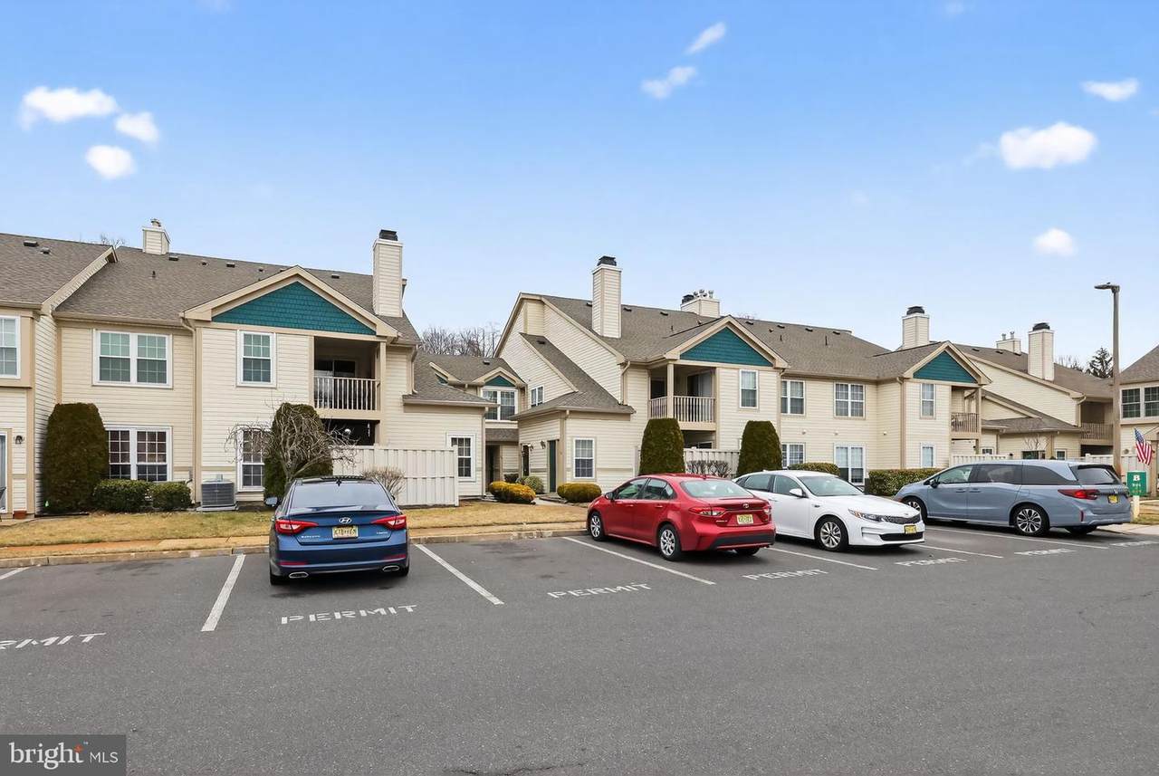 268 Steeplechase Court - Photo 1
