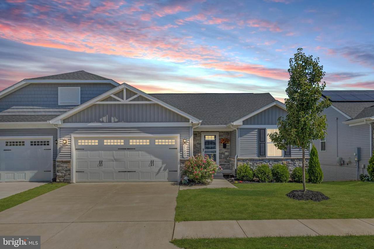 35049 Mansours Drive - Photo 1