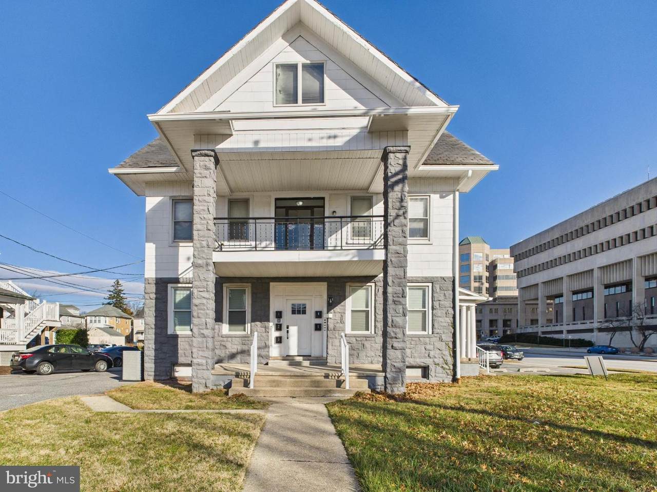 300 Chesapeake Avenue - Photo 1