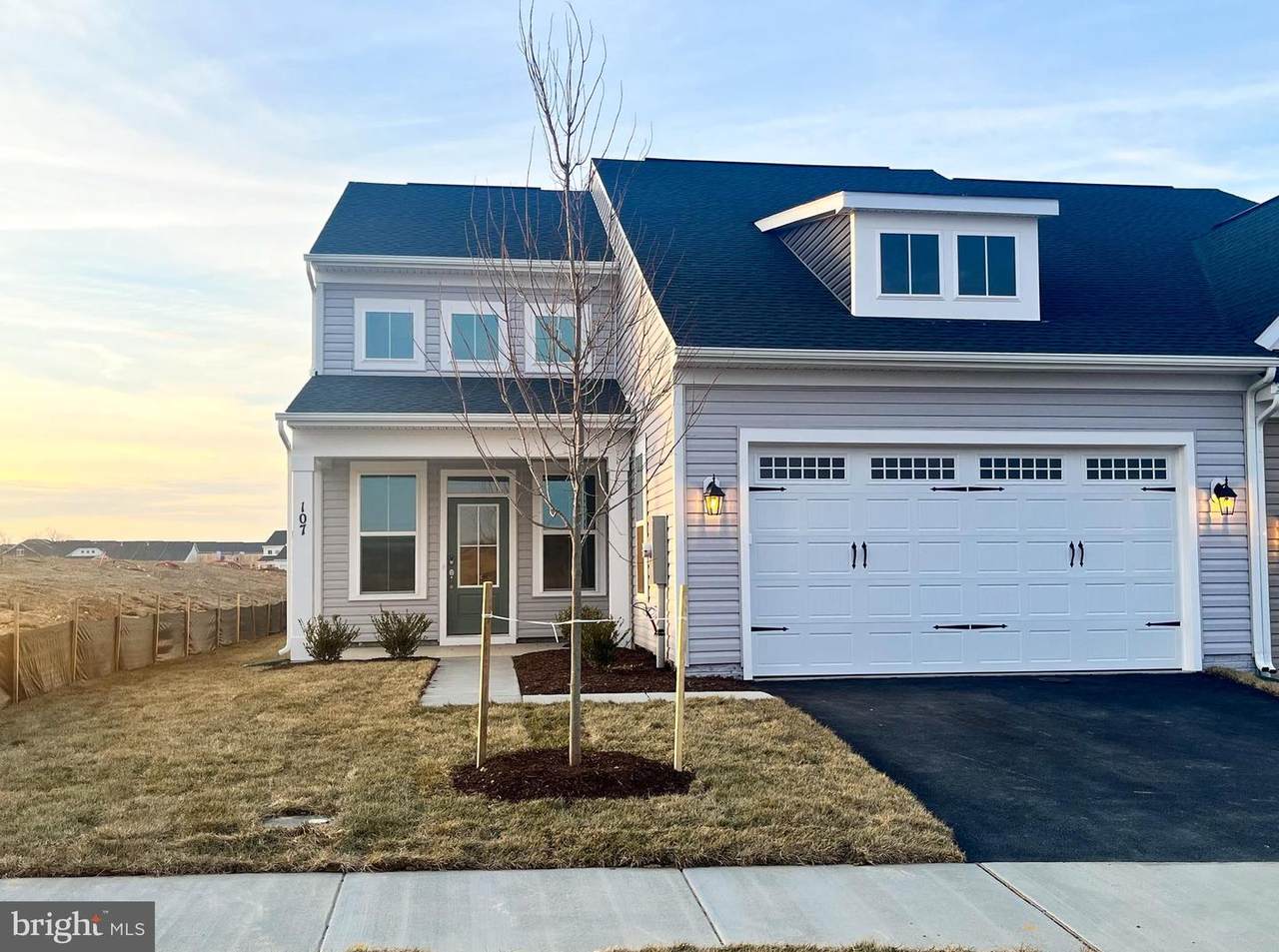 107 Sunflower Way - Photo 1