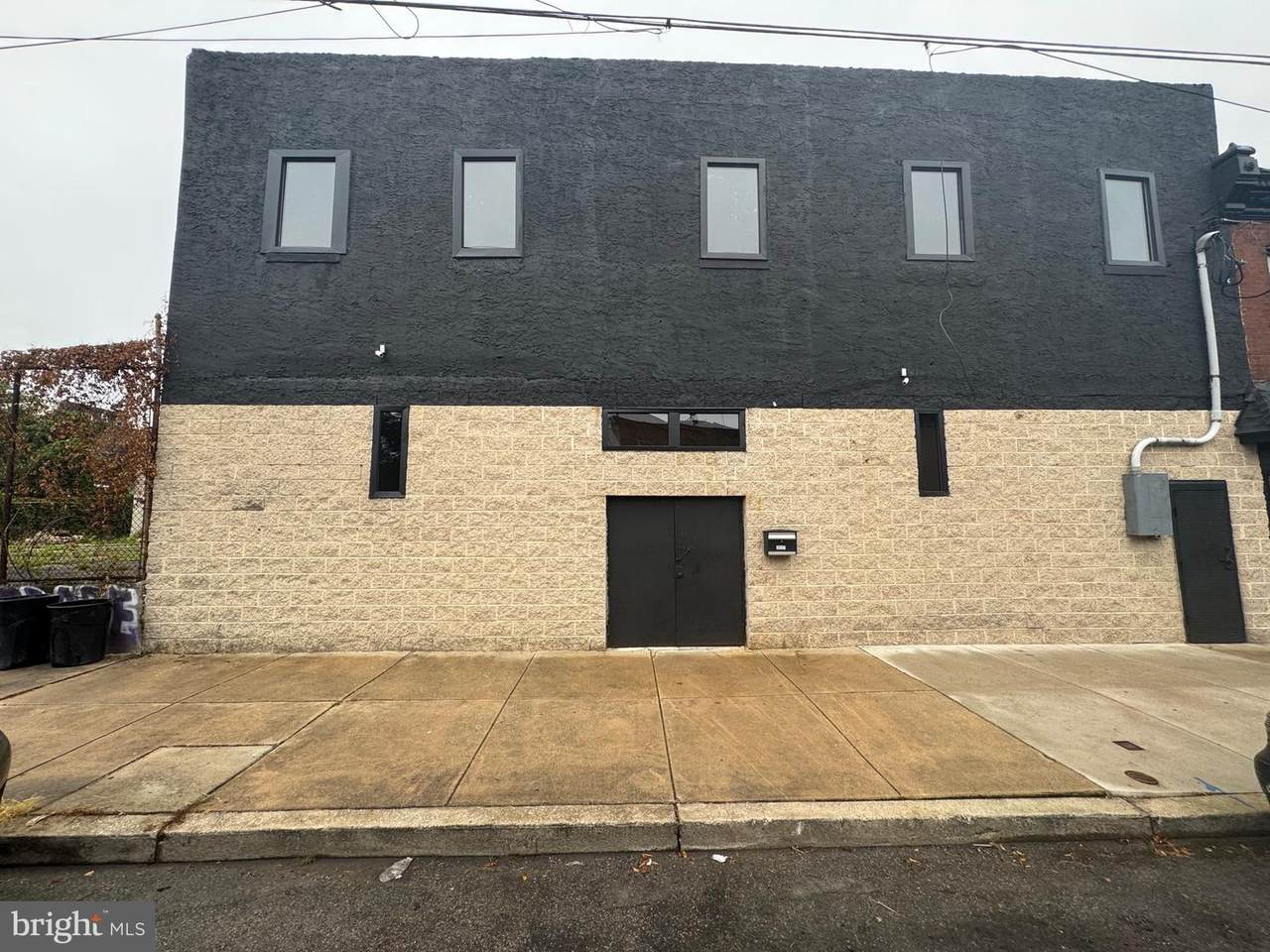 3527 Smedley - Photo 1