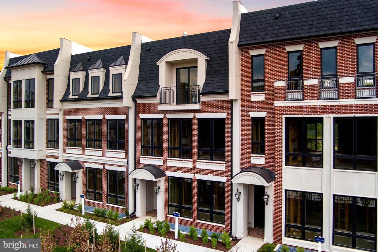 7047 Liberty Lane - Photo 1