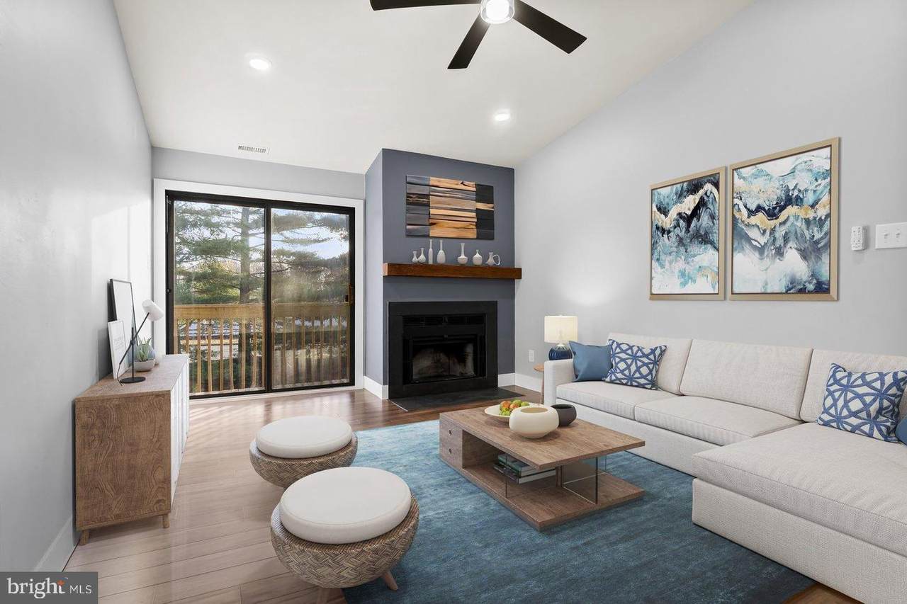 https://bt-photos.global.ssl.fastly.net/brightmls/1280_boomver_1_804441602132-2.jpg
