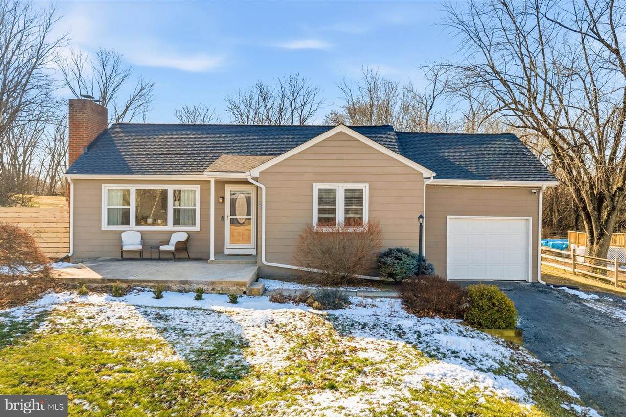 9424 Gas House Pike - Photo 1