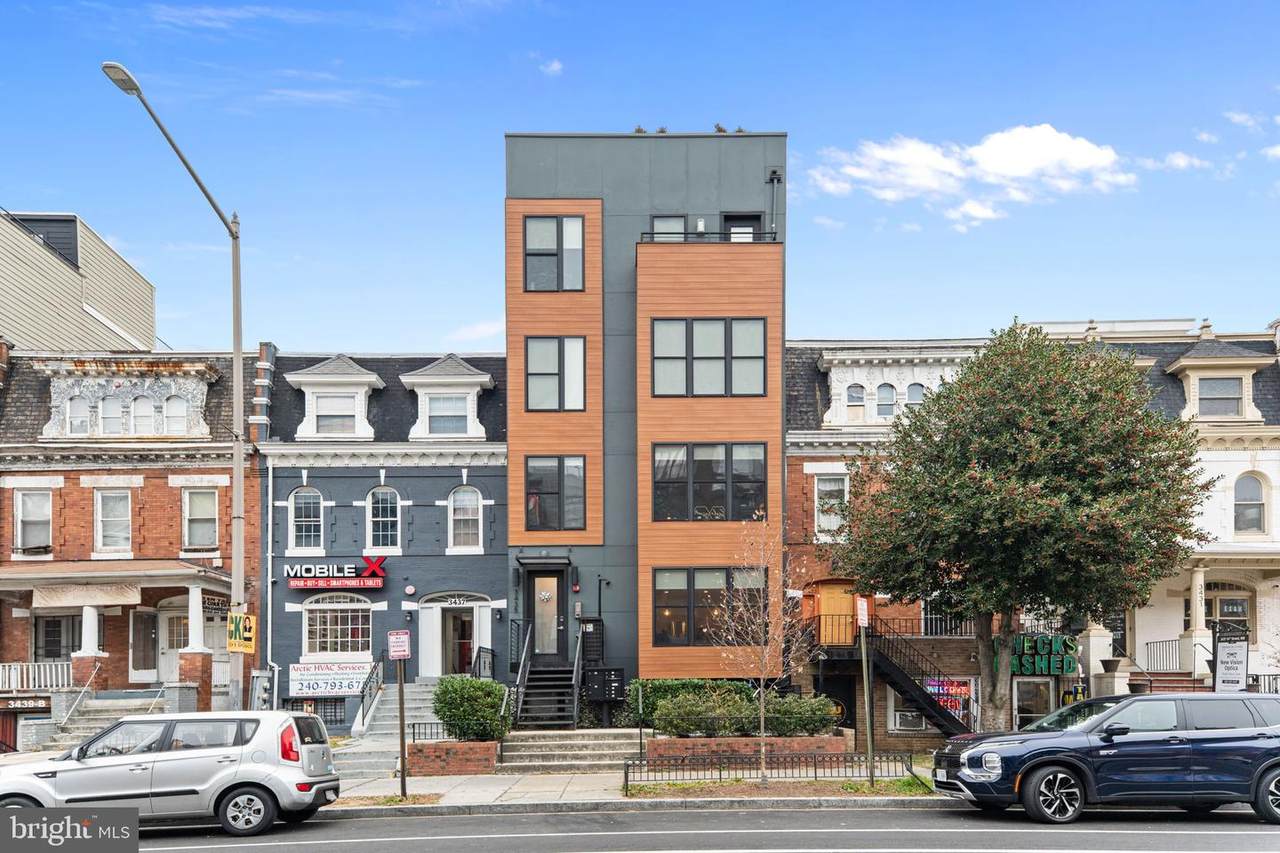 3435 14TH Street - Photo 1