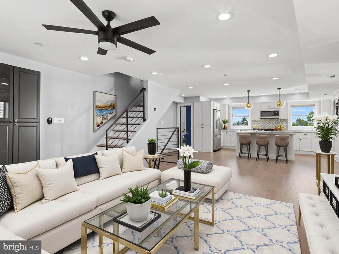 1267 Penn Street - Photo 1