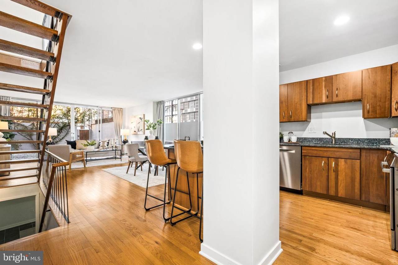 345 O Street - Photo 1