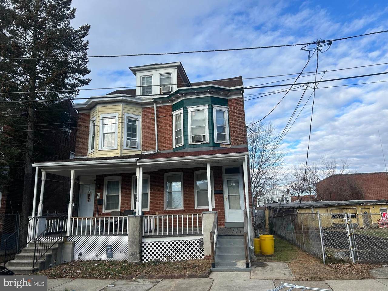 31 Alden Avenue - Photo 1