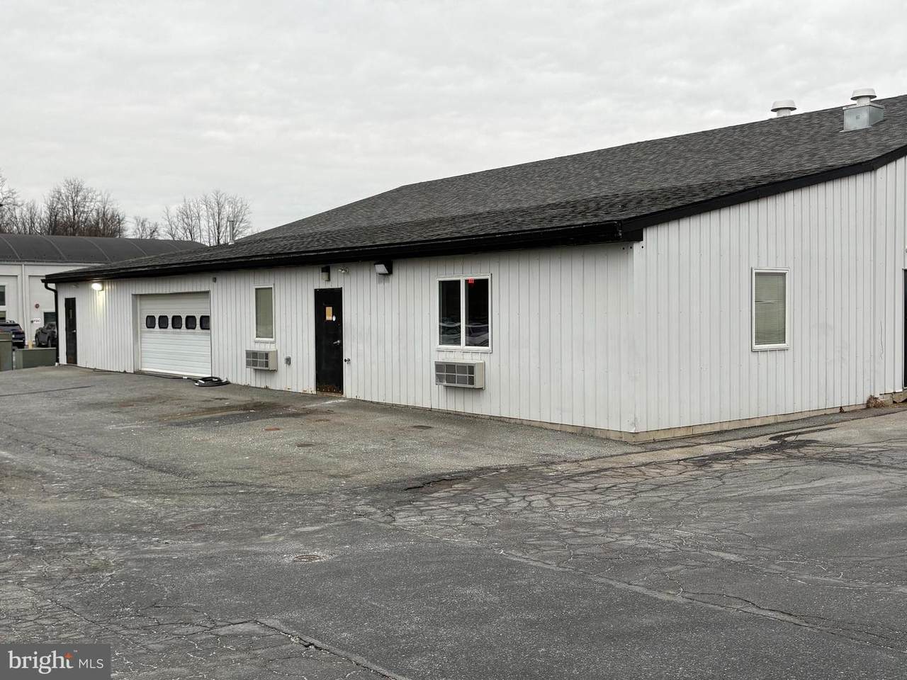 220 Park Road - Photo 1