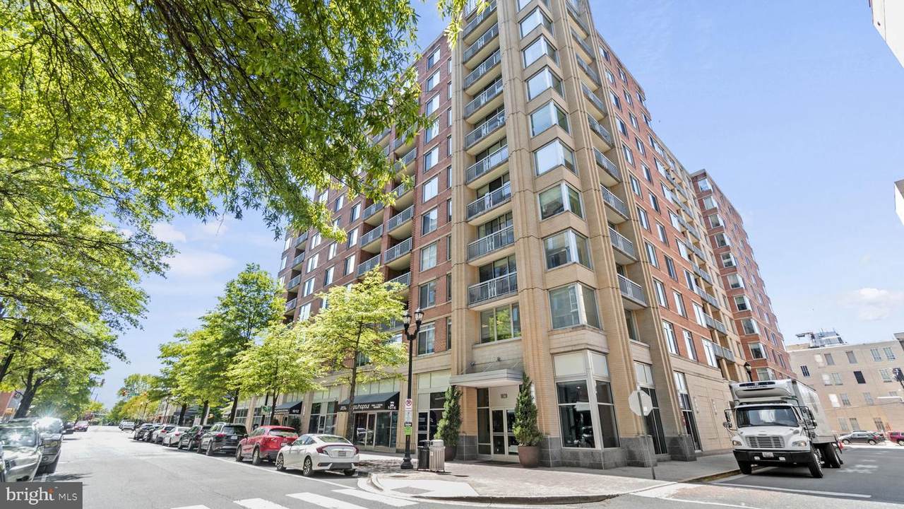 1020 Highland Street - Photo 1