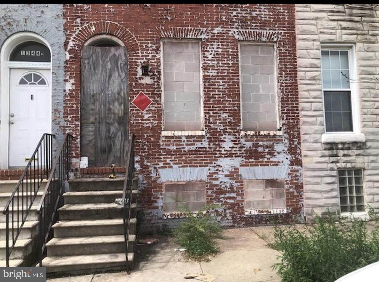 1346 Fremont Avenue - Photo 1