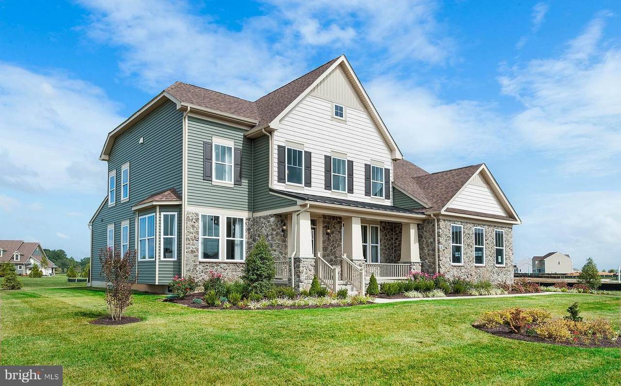 1203 Olmsted Parkway - Photo 1