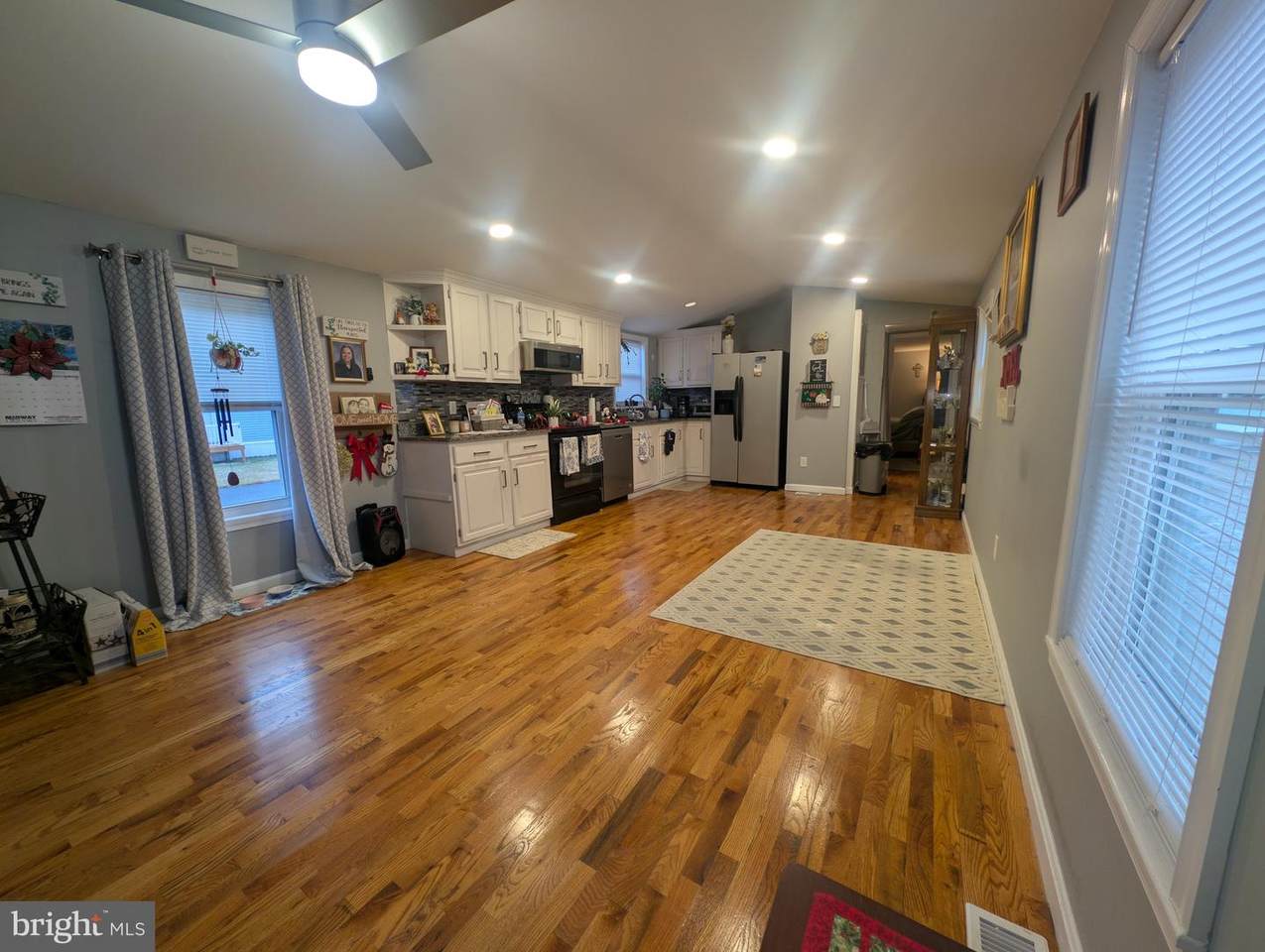 239 Poclain - Photo 1