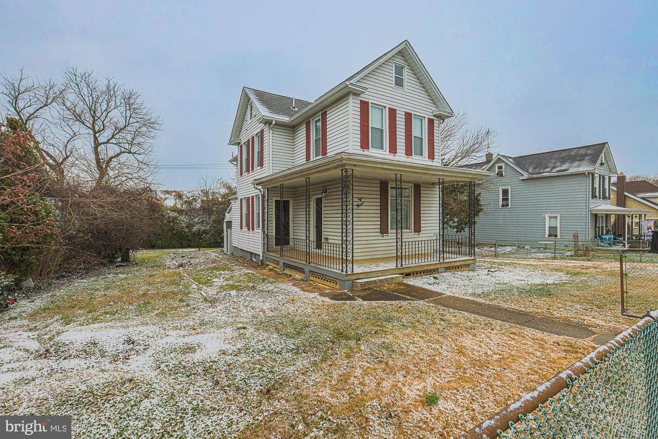 9 Glenmore Avenue - Photo 1