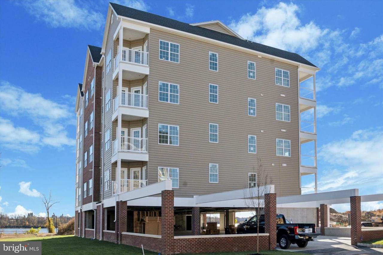 16444 River View Drive - Photo 1