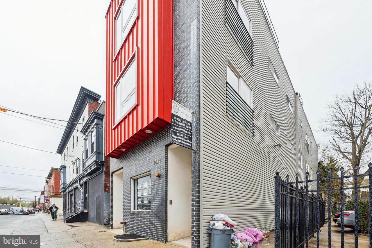 1611 Montgomery Avenue - Photo 1