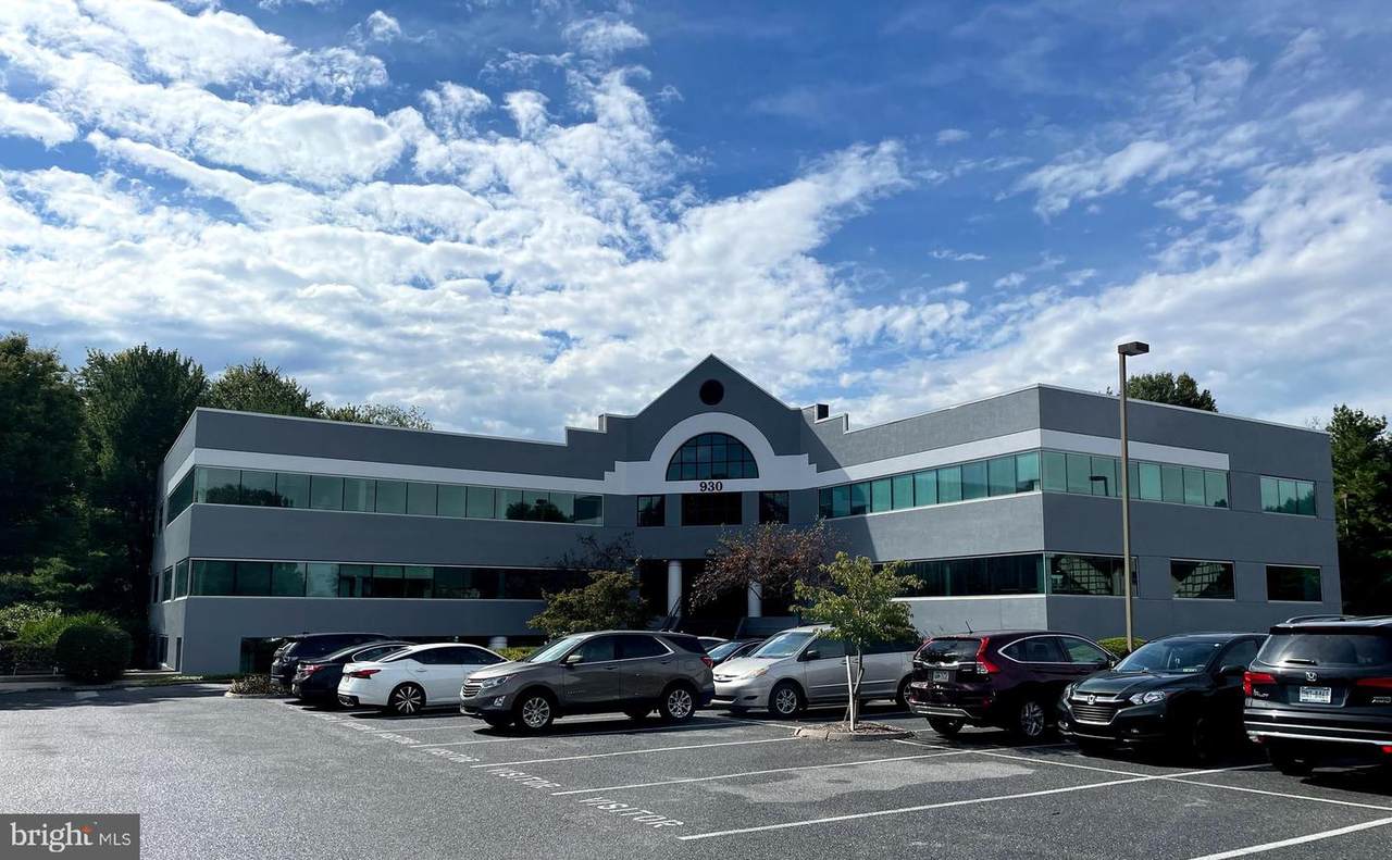 930 Red Rose Court - Photo 1