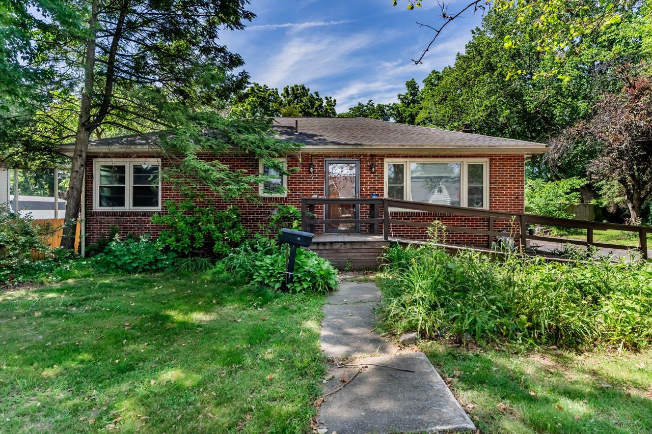 351 Lowther Street - Photo 1