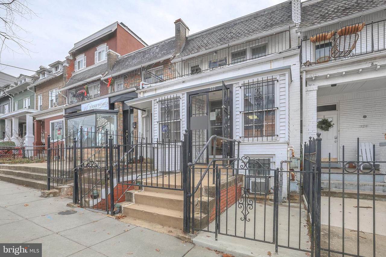 222 Upshur Street - Photo 1