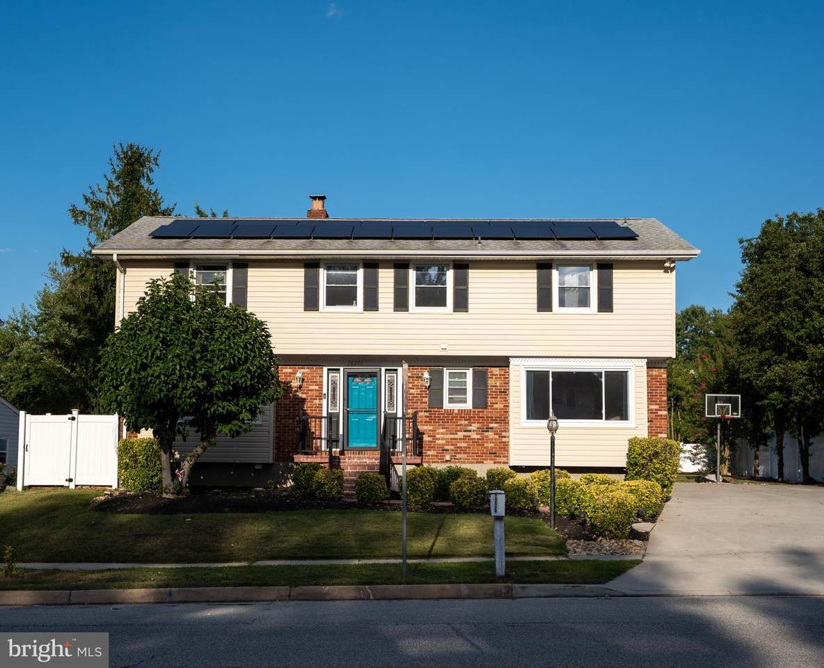 10201 Greenside Drive - Photo 1