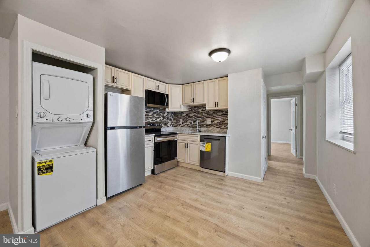 42 19TH Street - Photo 1