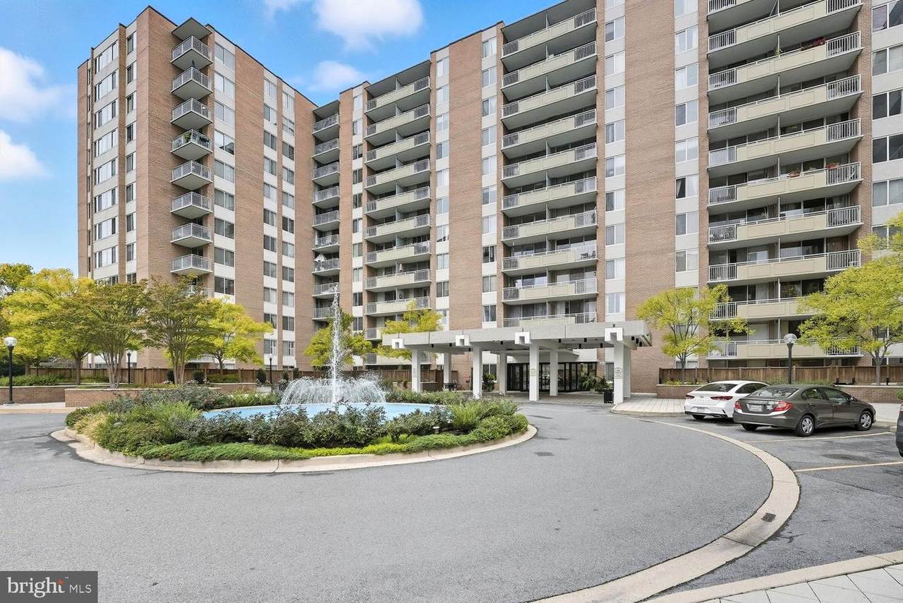 3001 Veazey Terrace - Photo 1