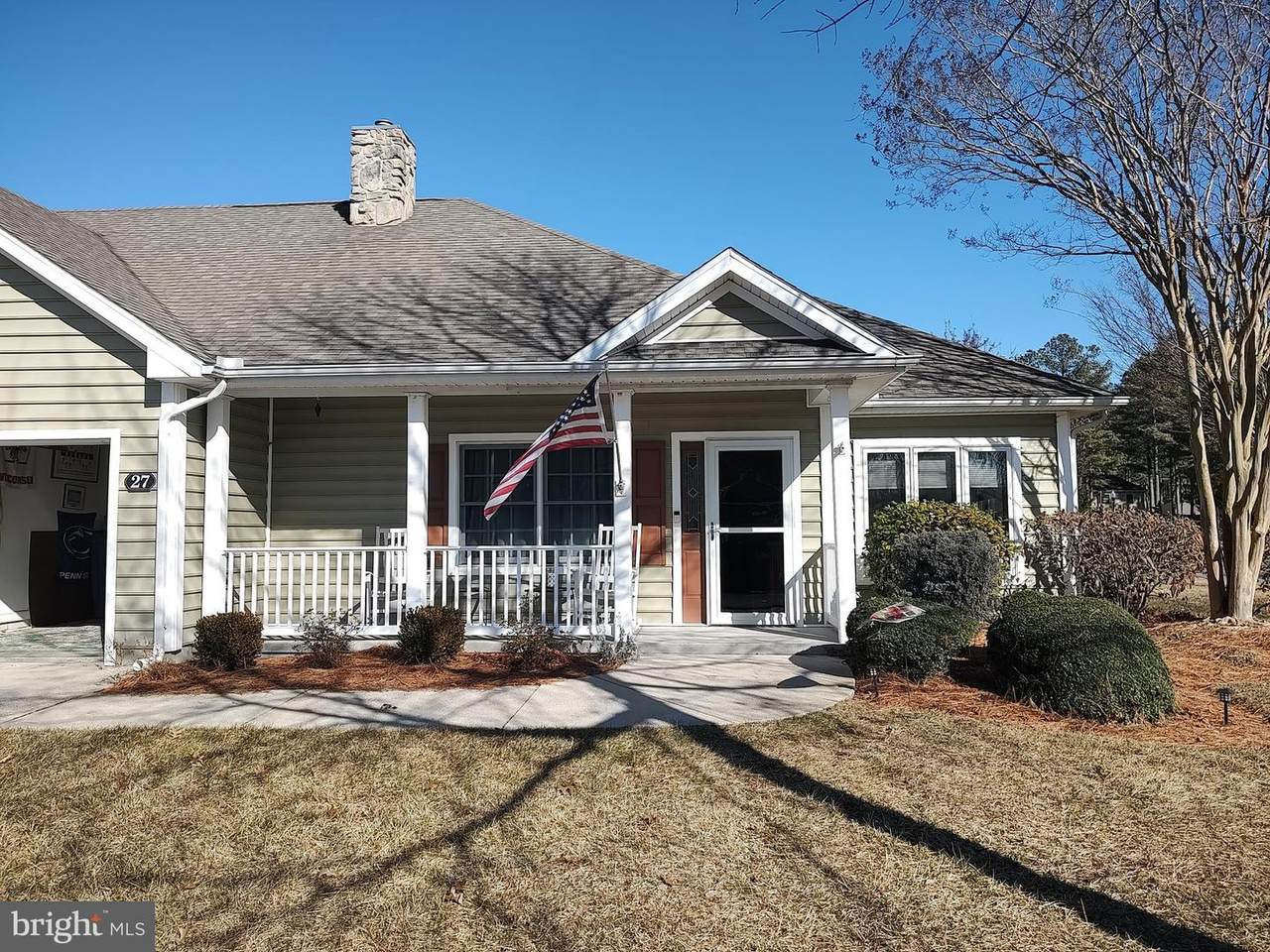 27 Bayberry Street - Photo 1