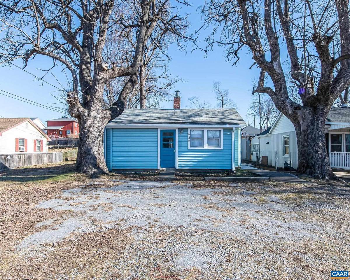 628 Augusta Ave - Photo 1