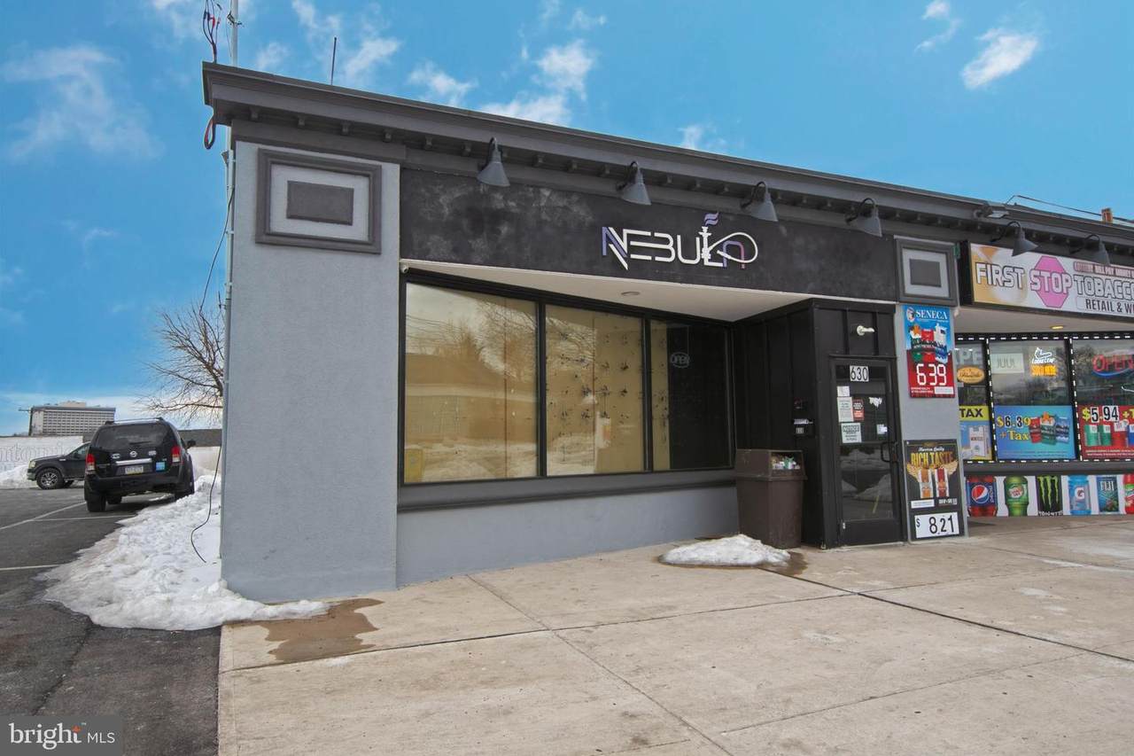 630 Crown Street - Photo 1