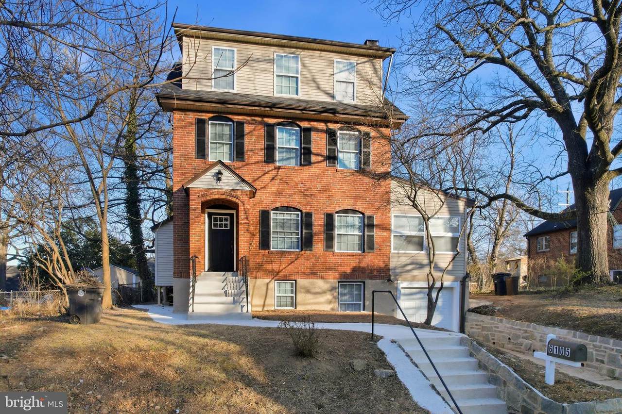 6105 43RD Avenue - Photo 1