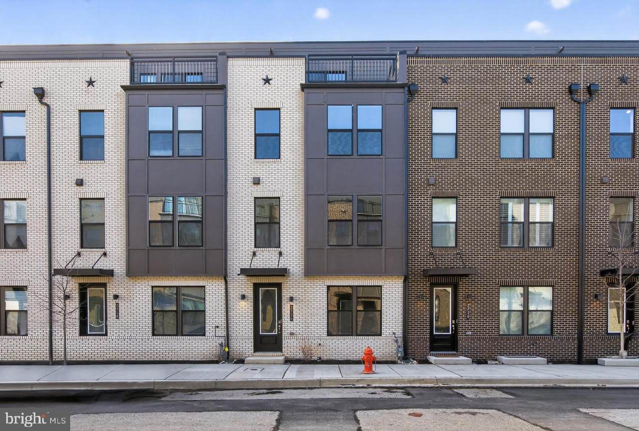 2716 Light Street - Photo 1